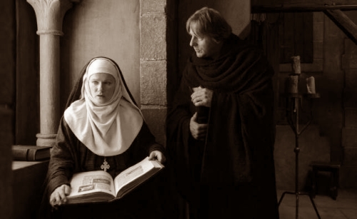 Escena de la película Hildegard Von Bingen 