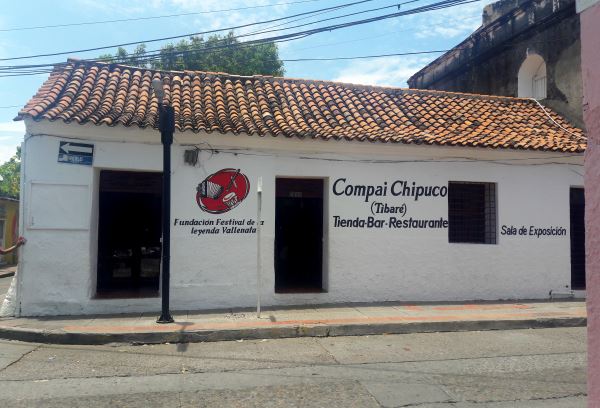 Entrada de la tienda Compai Chipuco en la esquina de la calle 16 con carrera 6 del centro de Valledupar / Foto: S. Sarabia