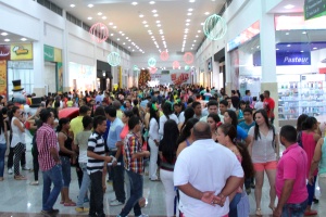 Récord de visitas en apertura de Mayales Plaza Comercial