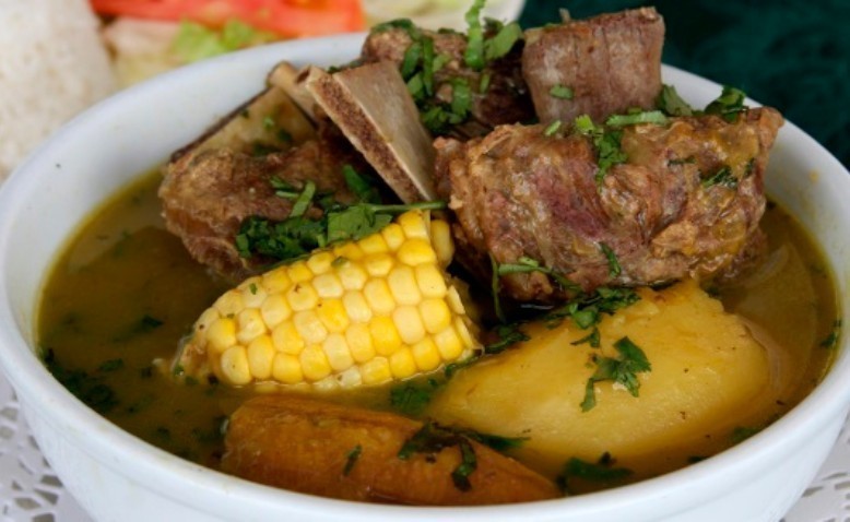 El Sancocho, el plato que acompaña las parrandas vallenatas  