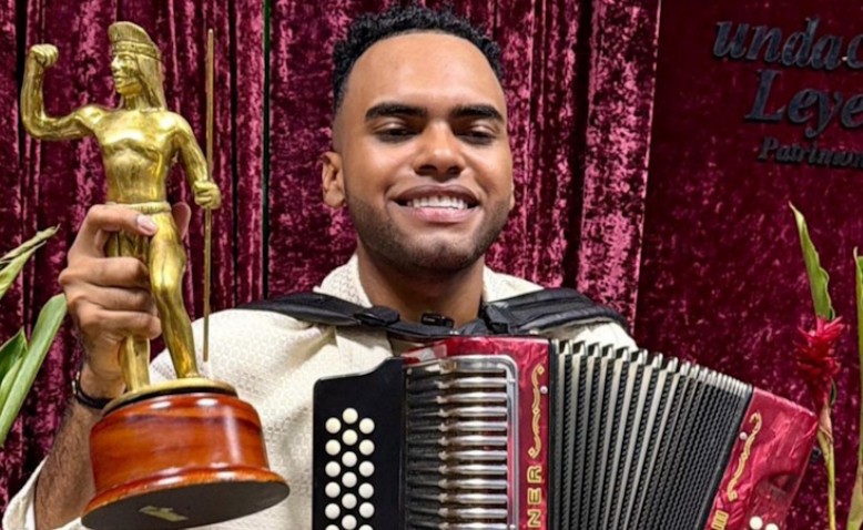 José Juan Camilo Guerra Mendoza conquista la corona profesional del 59 Festival Vallenato